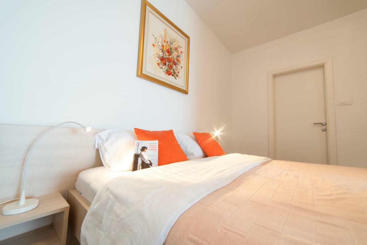Apartmani D & J Orašac Exteriör bild